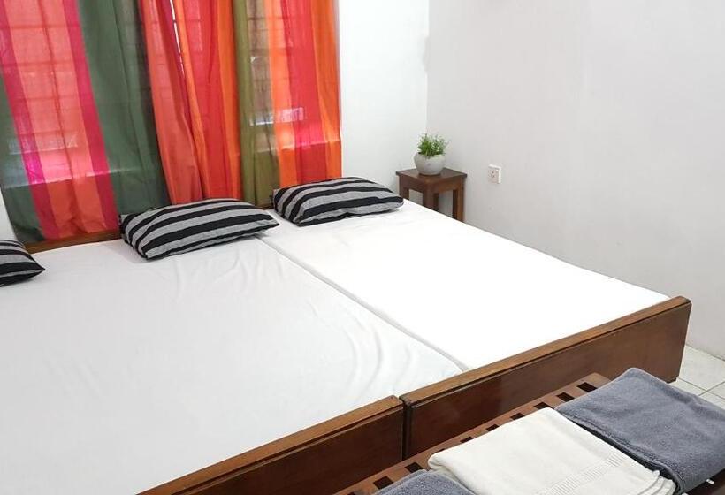 فندق صغير Lodge In 611