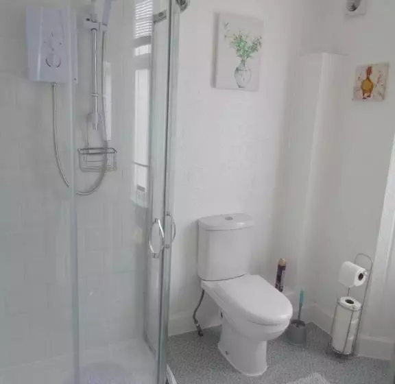 تختخواب و صبحانه Athollbank Guest House