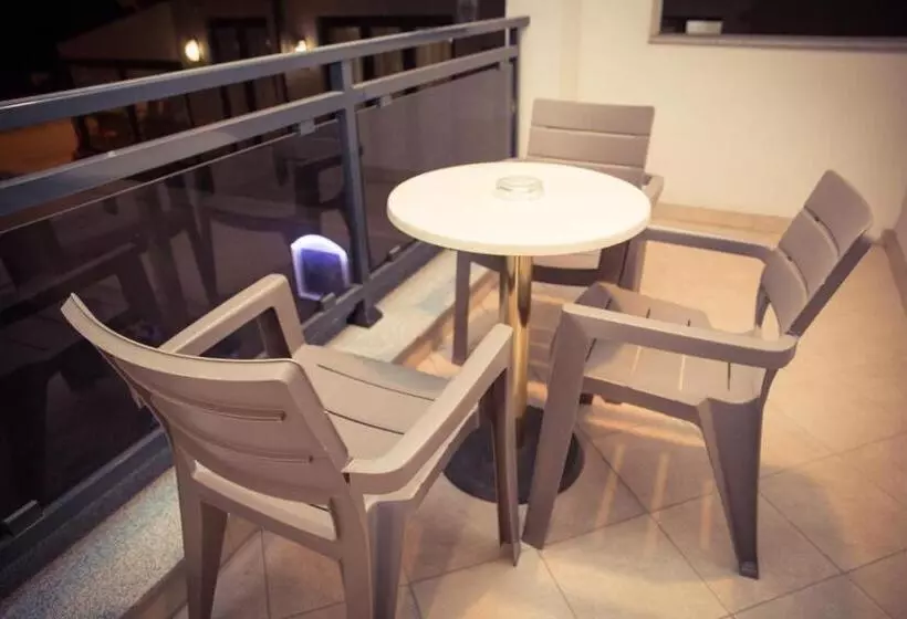 تختخواب و صبحانه Villa Bojcic