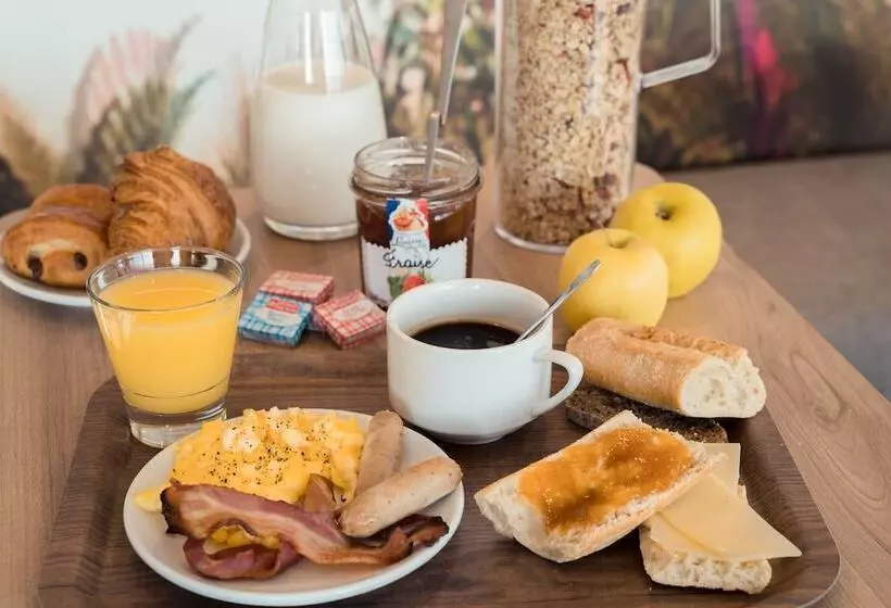 B&b Hotel Nanterre Rueil Malmaison