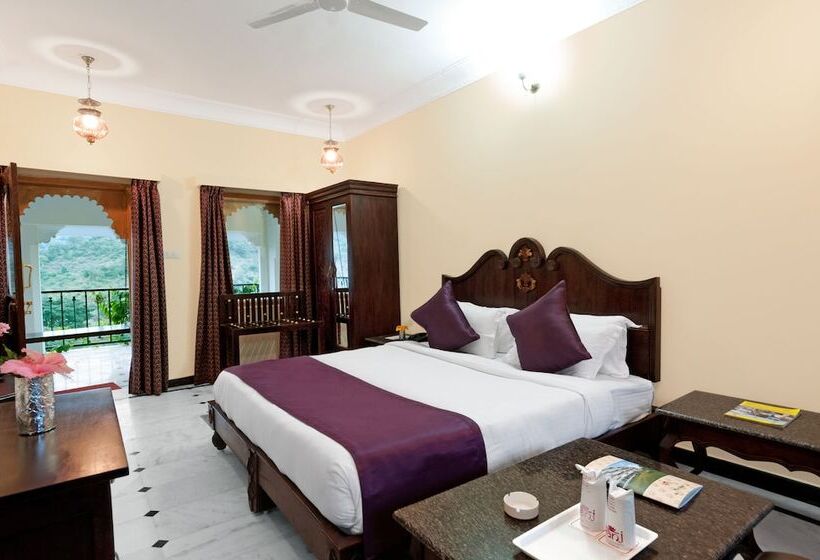 Отель Kavish The Haveli Resort