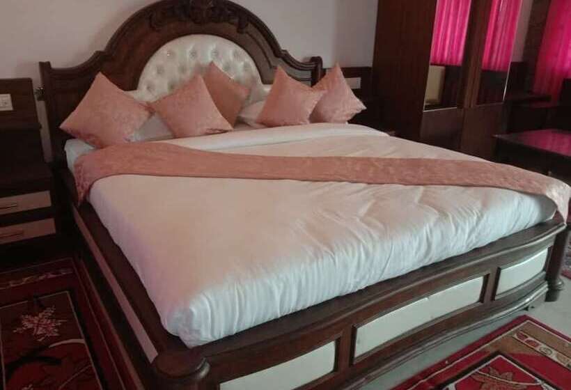 Отель Kavish The Haveli Resort