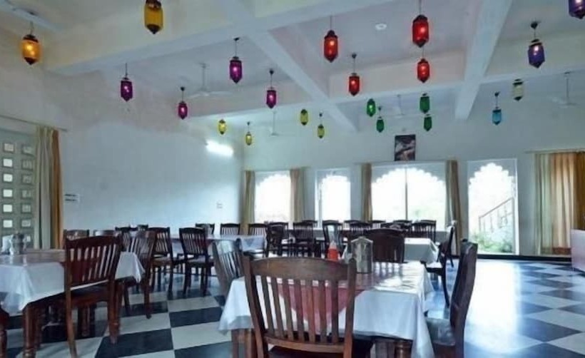 Отель Kavish The Haveli Resort