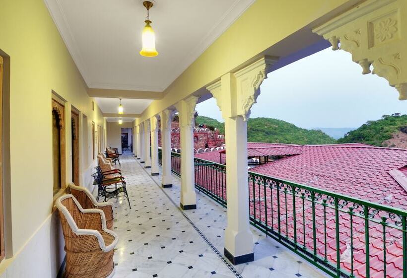 Отель Kavish The Haveli Resort