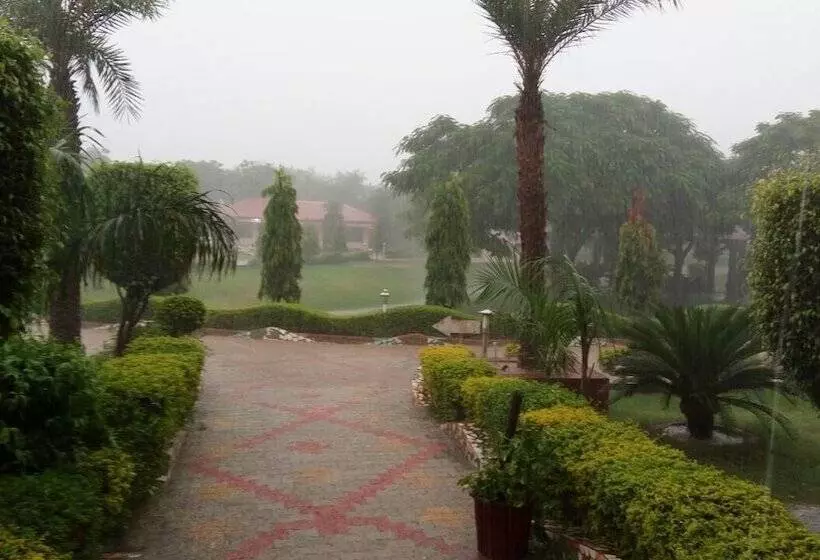 Hotelli Raj Mahal Resort & Spa