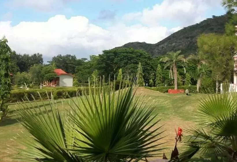 Hotelli Raj Mahal Resort & Spa