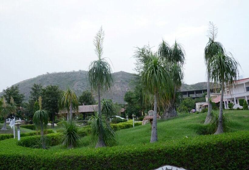 Hotel Raj Mahal Resort & Spa