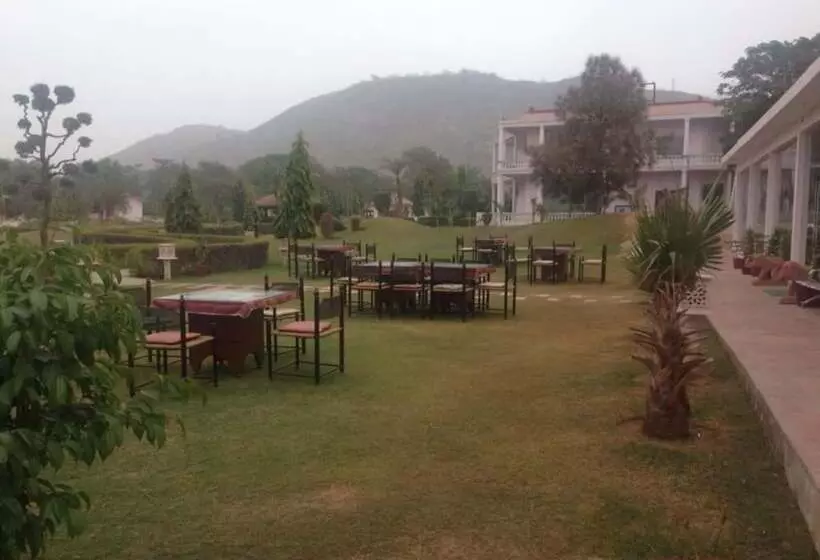 Hotelli Raj Mahal Resort & Spa