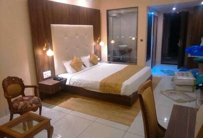 Hotel Raj Mahal Resort & Spa