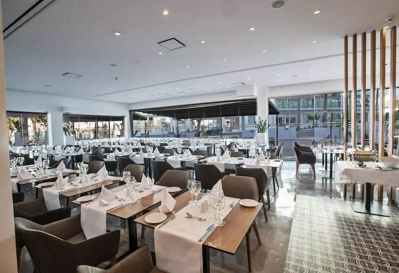 The Blue Ivy Hotel & Suites