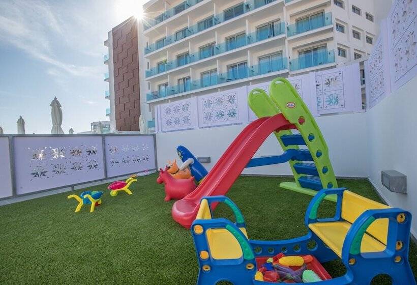 The Blue Ivy Hotel & Suites