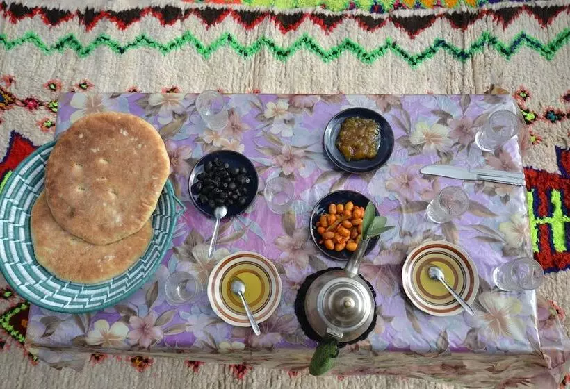 Aamiaismajoitus (B&B) Gite Imzough