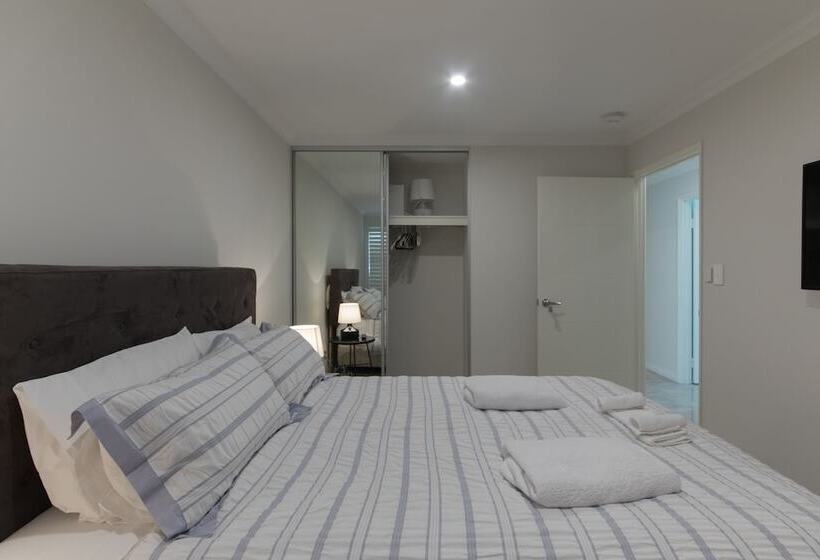 Epsom On Swan Bed & Breakfast