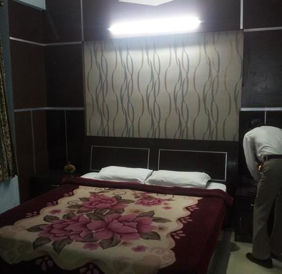 Hotel Akash
