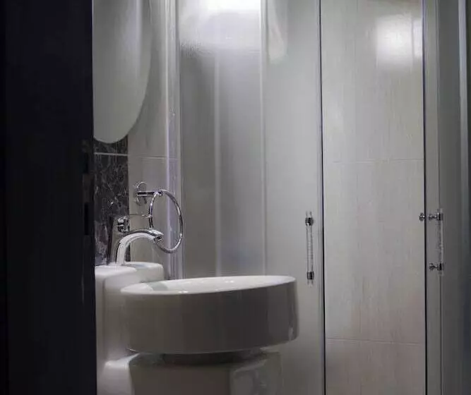 ホテル Ekono Jeddah Airport