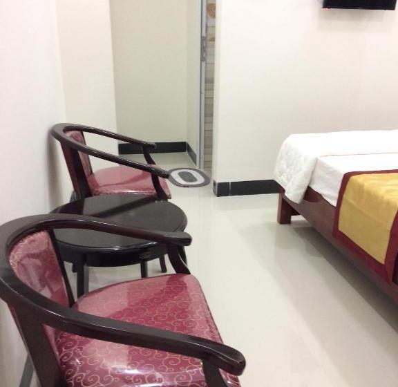 Hotel Khách Sạn Thu Thảo