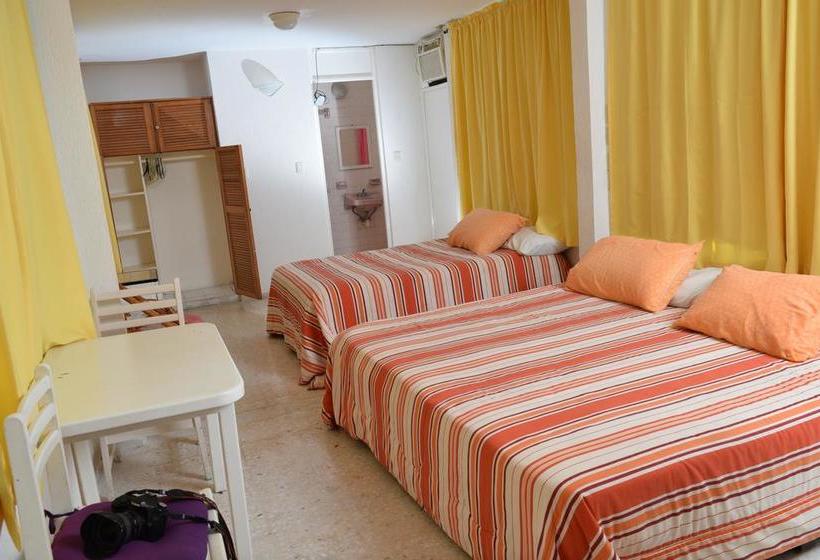 Отель Valentinos