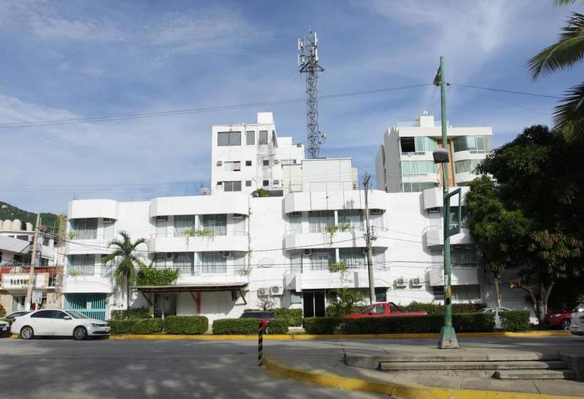 Отель Valentinos