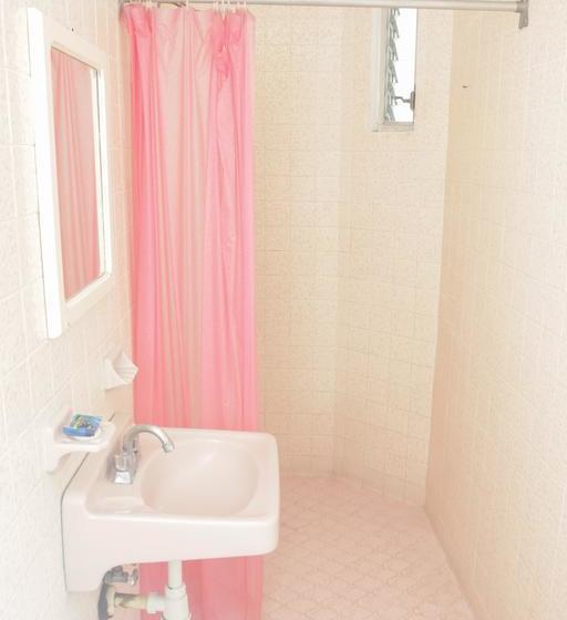 Отель Valentinos