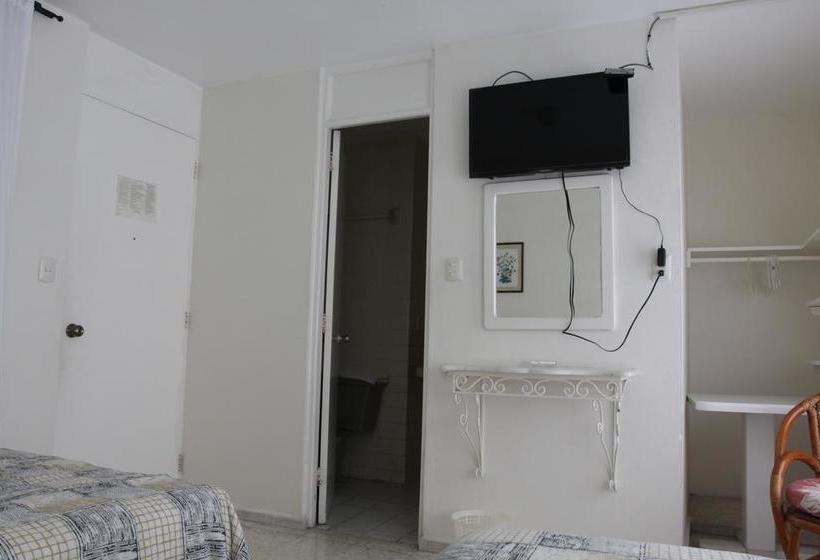 Отель Valentinos