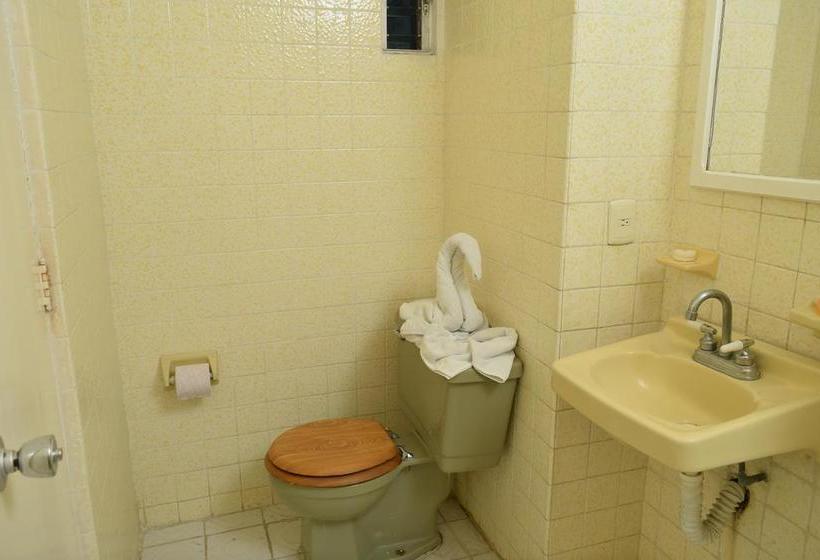 Отель Valentinos