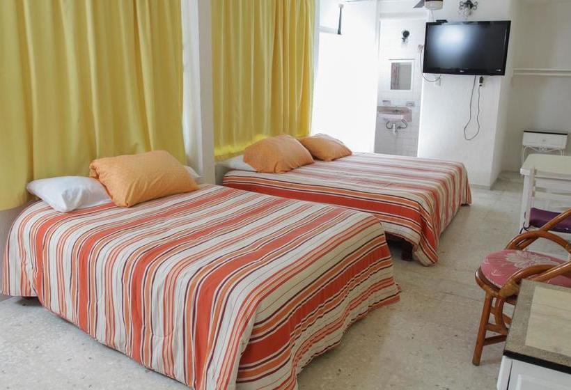 Отель Valentinos