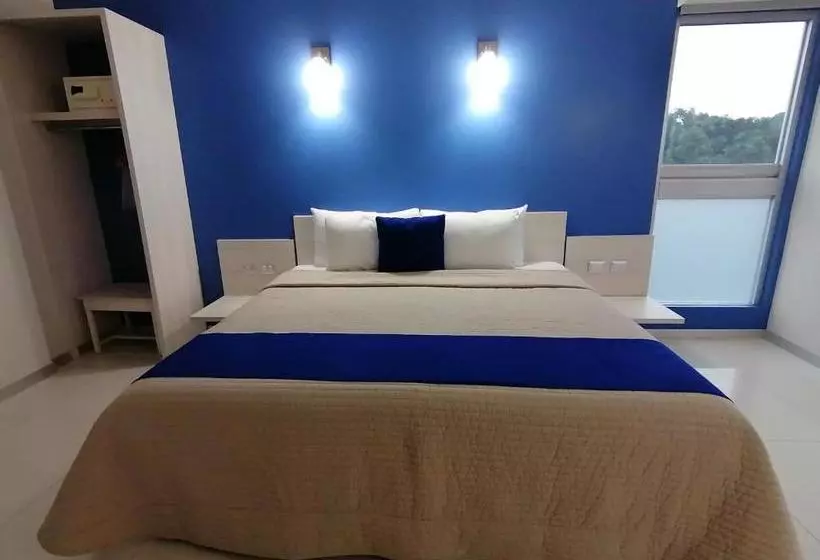 Hotelli Capital O Sc