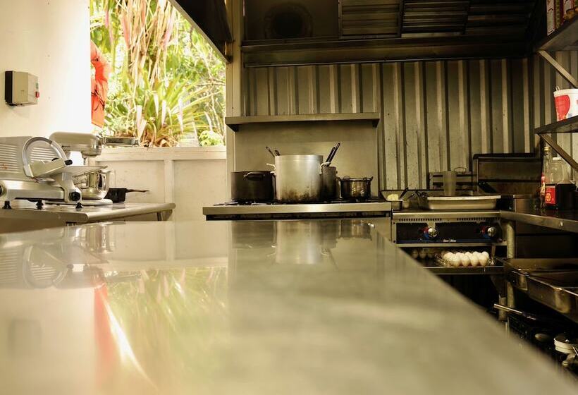 هاستل Dreamcatcher Eco Lodge Adults Only