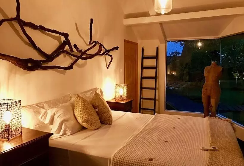 هاستل Dreamcatcher Eco Lodge   Adults Only