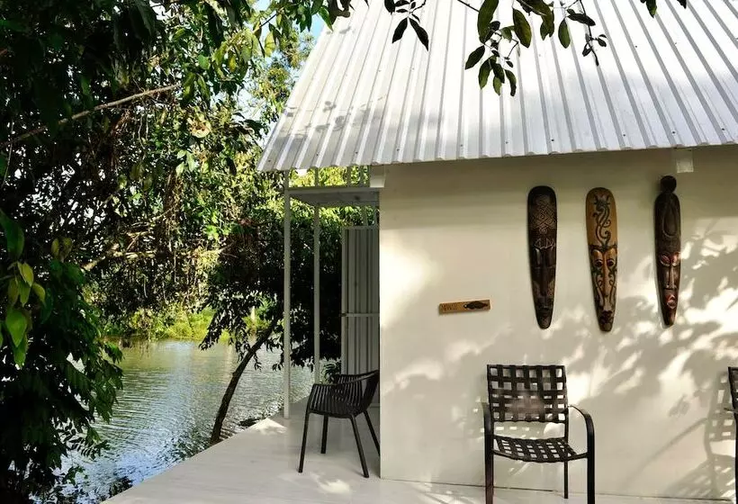 هاستل Dreamcatcher Eco Lodge   Adults Only