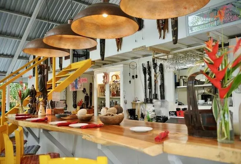 هاستل Dreamcatcher Eco Lodge   Adults Only