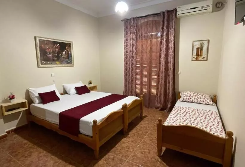 هاستل Plage D Or