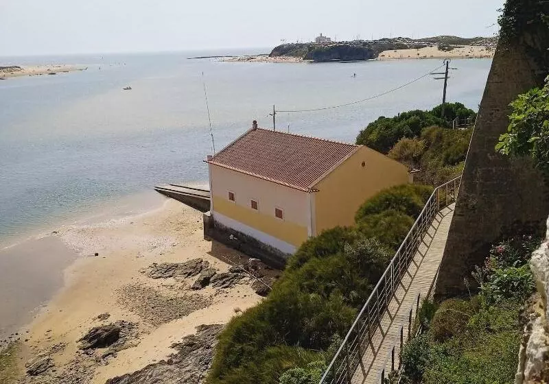 Aamiaismajoitus (B&B) Guarda Rios