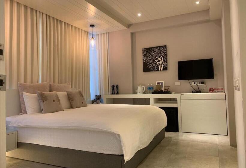 تختخواب و صبحانه 山月二二villa溫泉墅