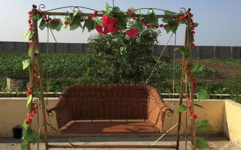 هتل 哈尔滨机场东方红运宾馆