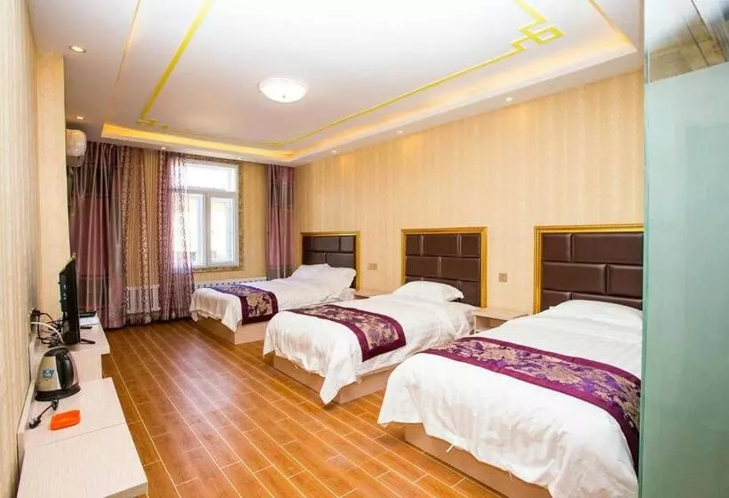 هتل 哈尔滨机场东方红运宾馆