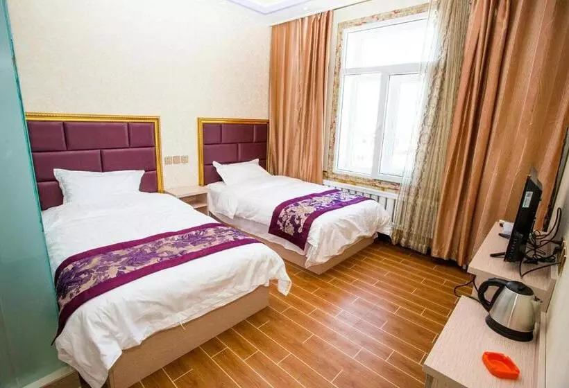 هتل 哈尔滨机场东方红运宾馆