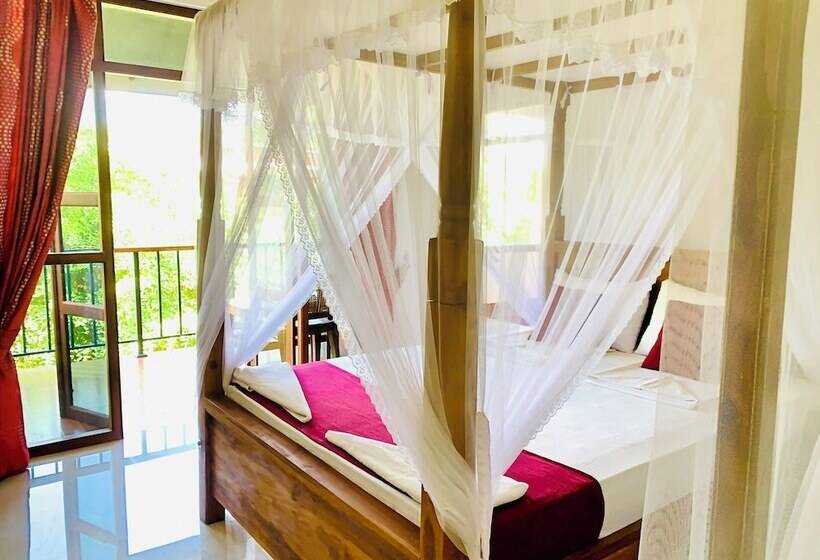 בית מלון כפרי Green Hut Nature Resort