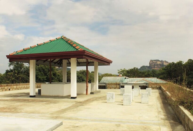 בית מלון כפרי Green Hut Nature Resort