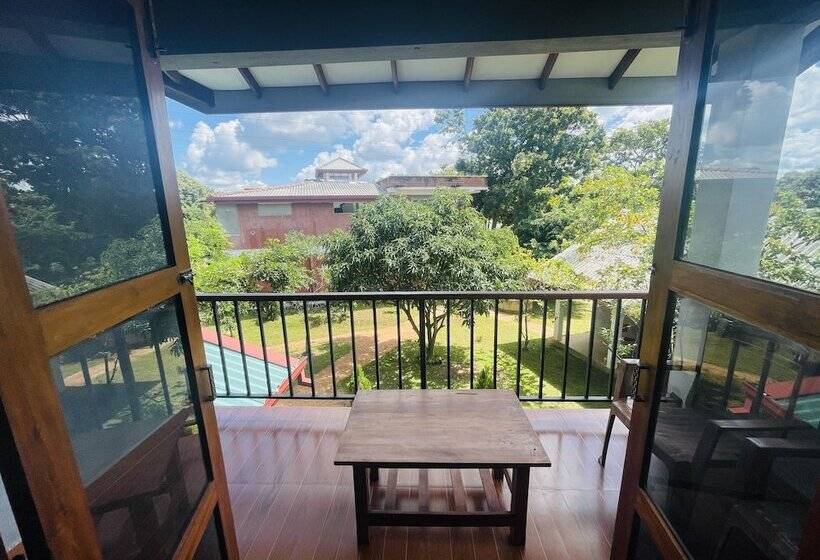 בית מלון כפרי Green Hut Nature Resort