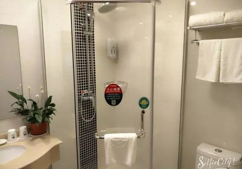 Hotelli Greentree Inn Jiangsu Suzhou Suzhouleyuan Tianping College Business