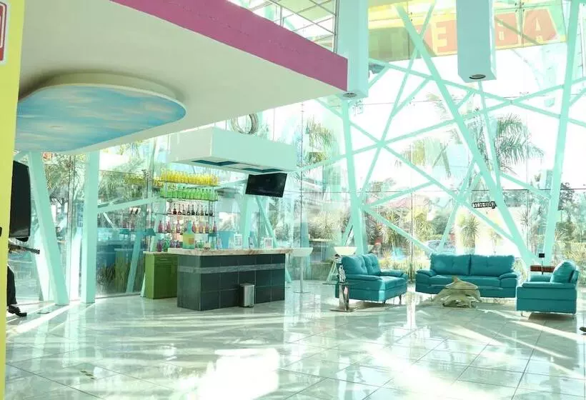 هتل Miami Inn