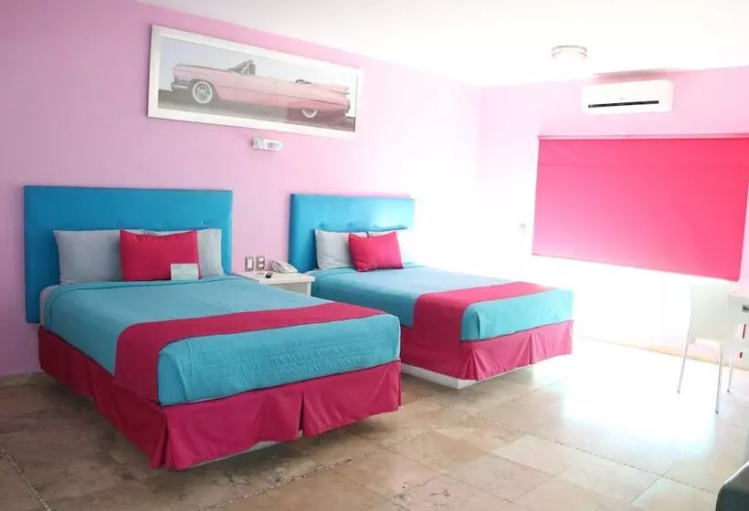 هتل Miami Inn