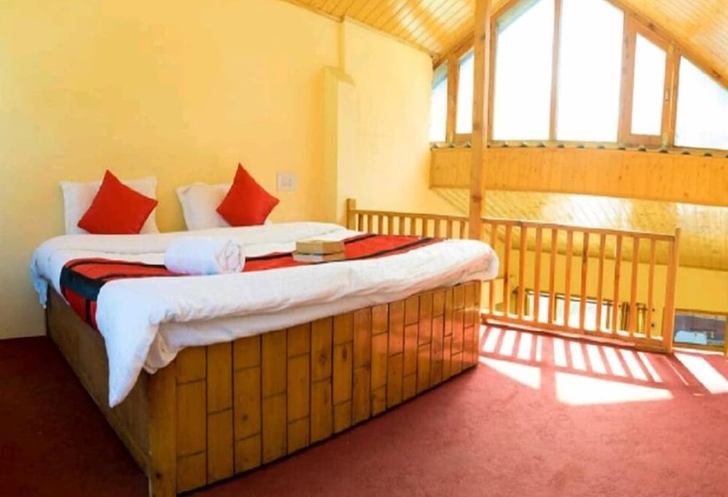 בית מלון כפרי Rainbow Apple Villa   Hostel