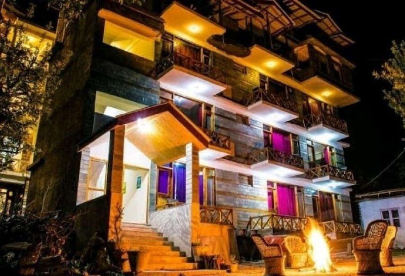 בית מלון כפרי Rainbow Apple Villa   Hostel