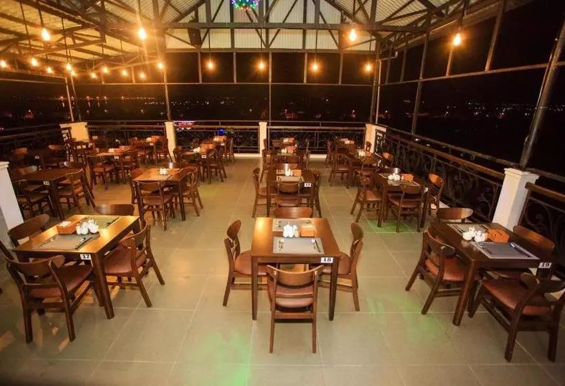 هتل Thai Binh Cam Ranh