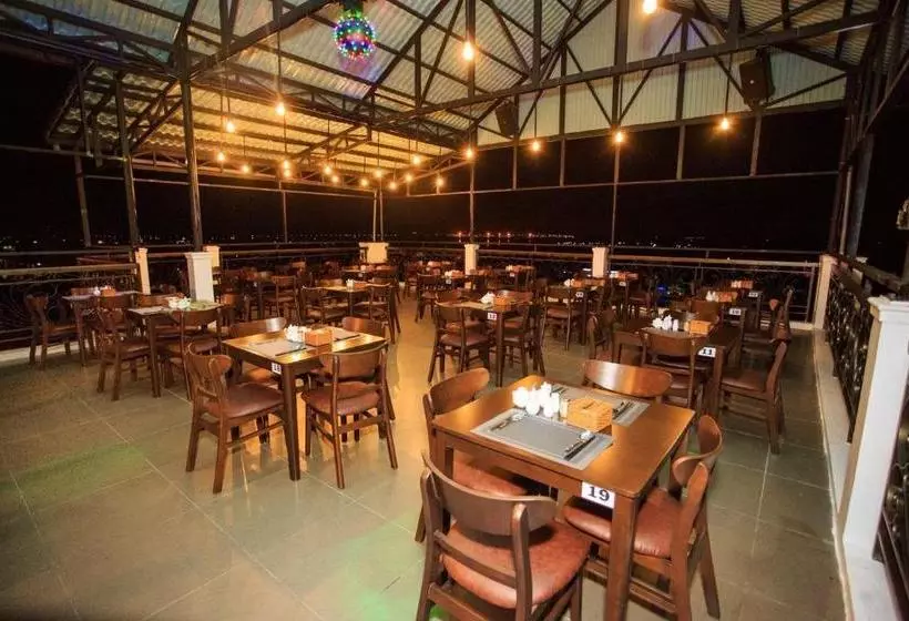 هتل Thai Binh Cam Ranh