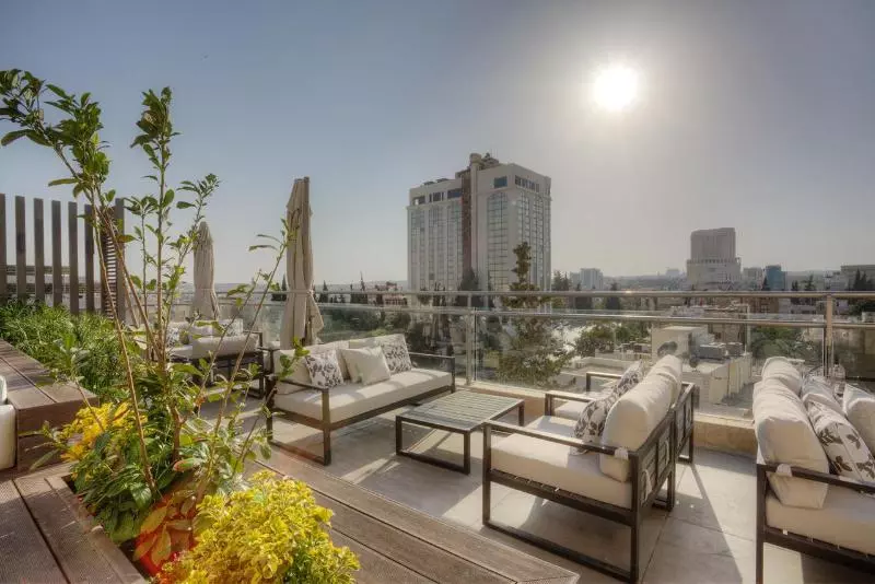 هتل The House Boutique Suites