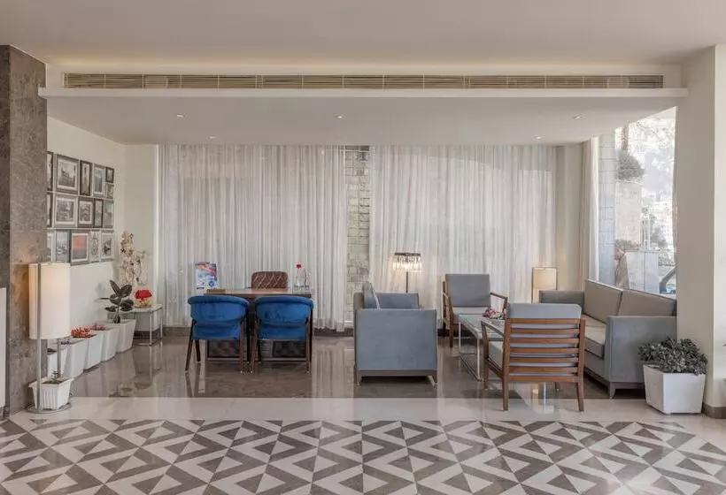 ホテル The Zion Shimla