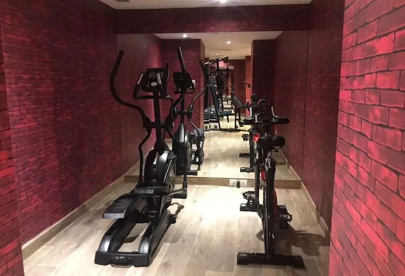 ホテル The Zion Shimla